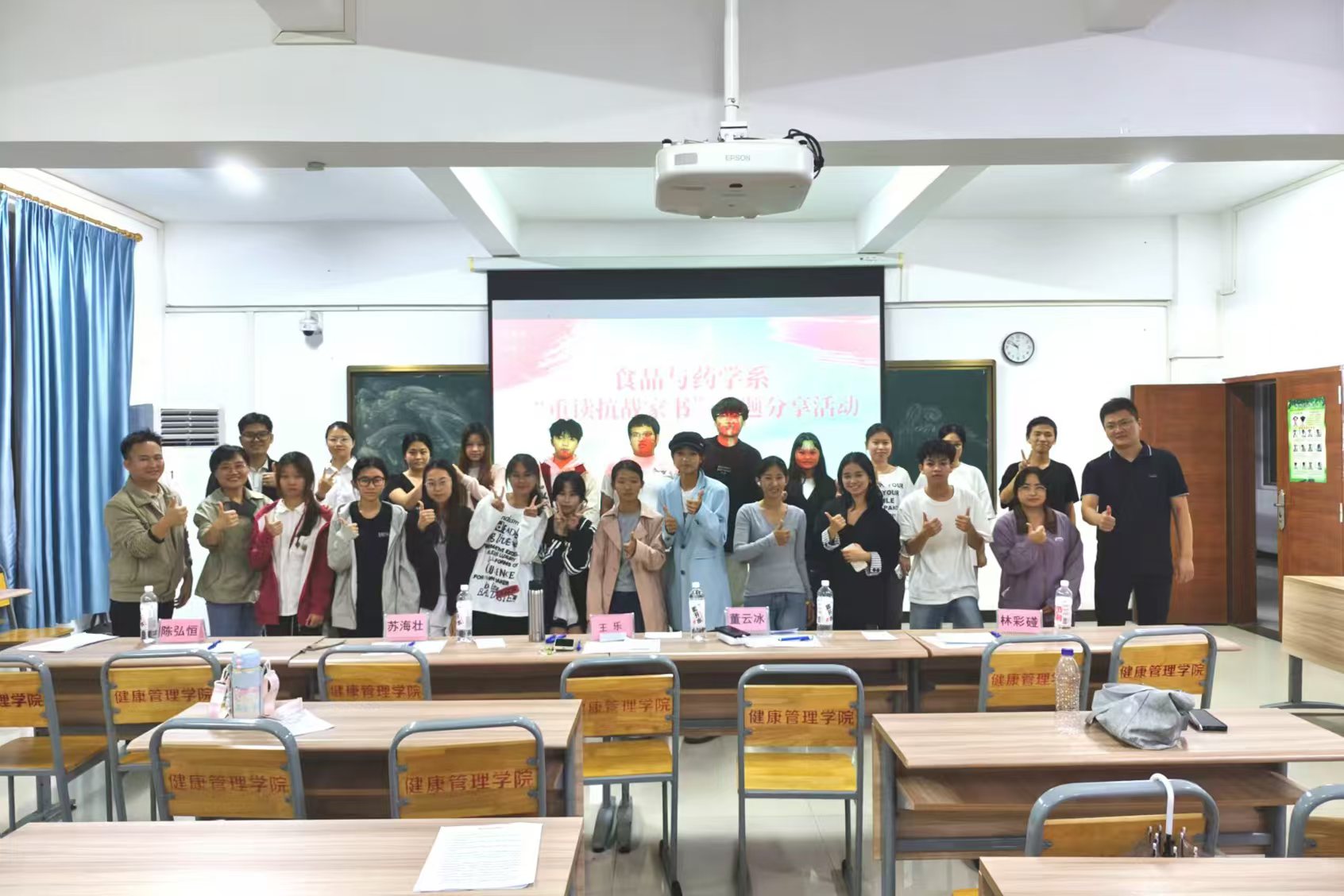 1762419252566709.jpg 1762419252566709.jpg