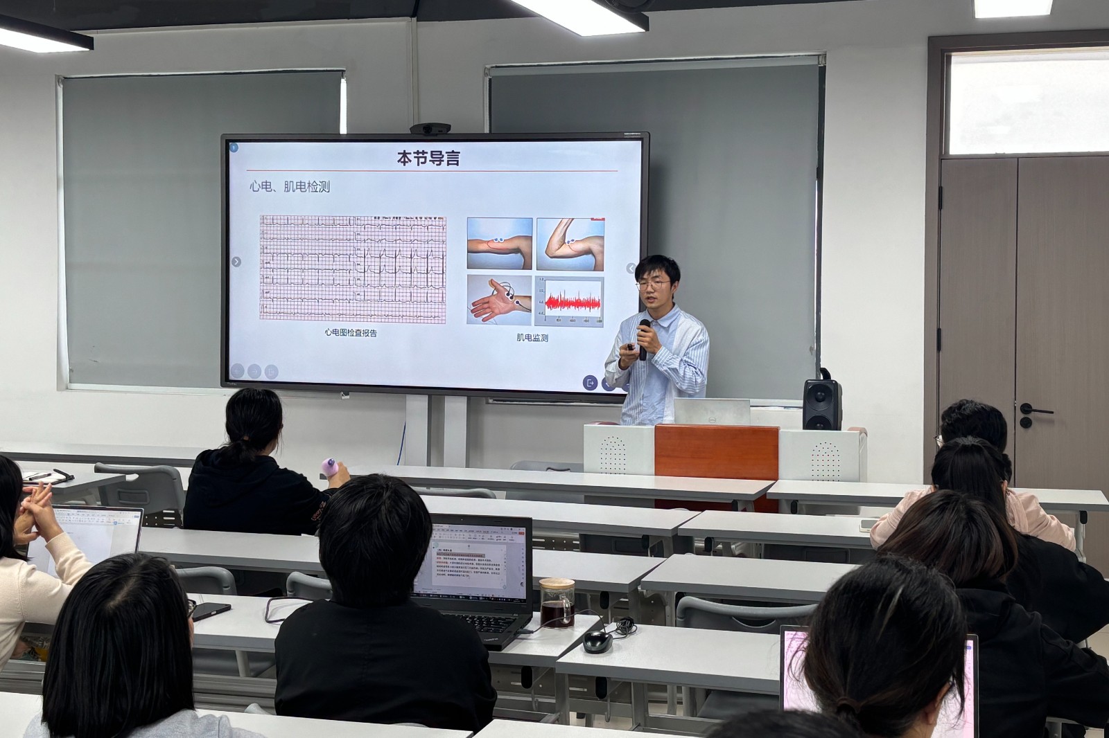 1762492060100712.jpg 1762492060100712.jpg