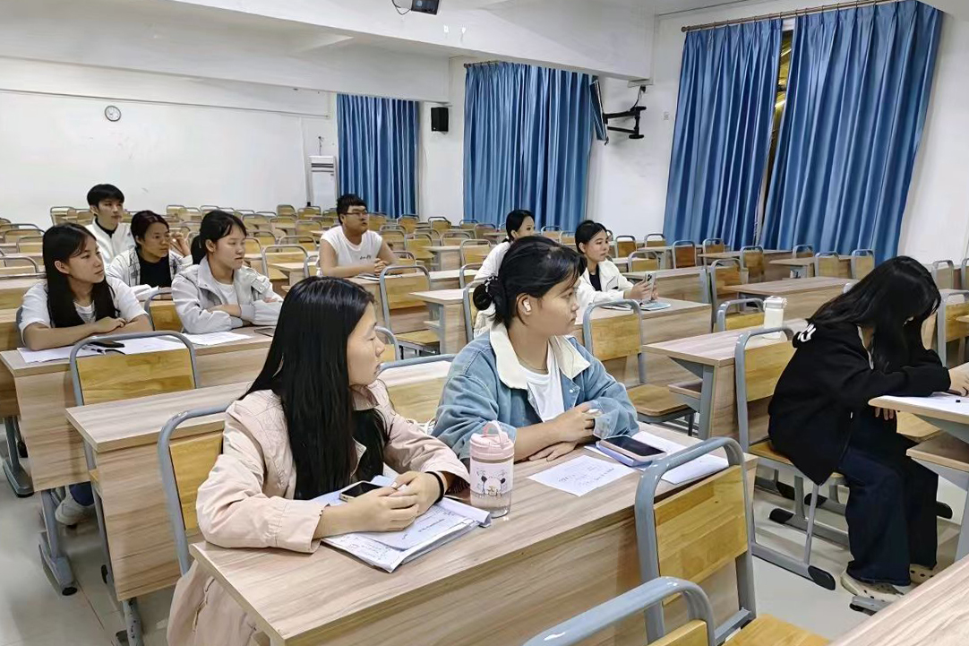 1764903695317080.jpg 1764903695317080.jpg