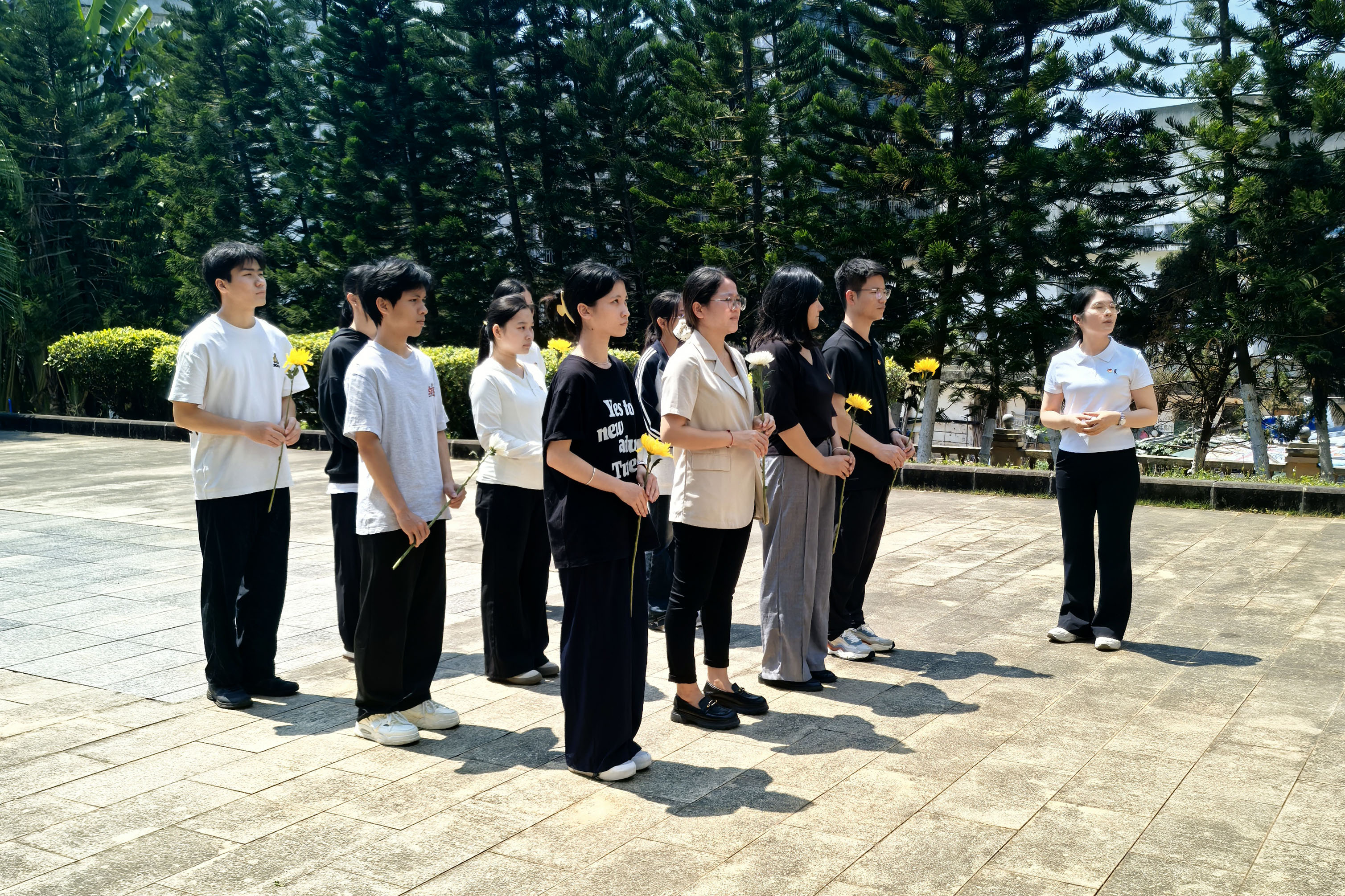 1774946285183368.jpg 1774946285183368.jpg