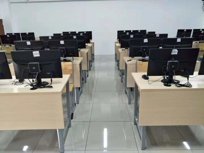 关于海南健康管理职业技术学院语音室、计算机实验室开放通知