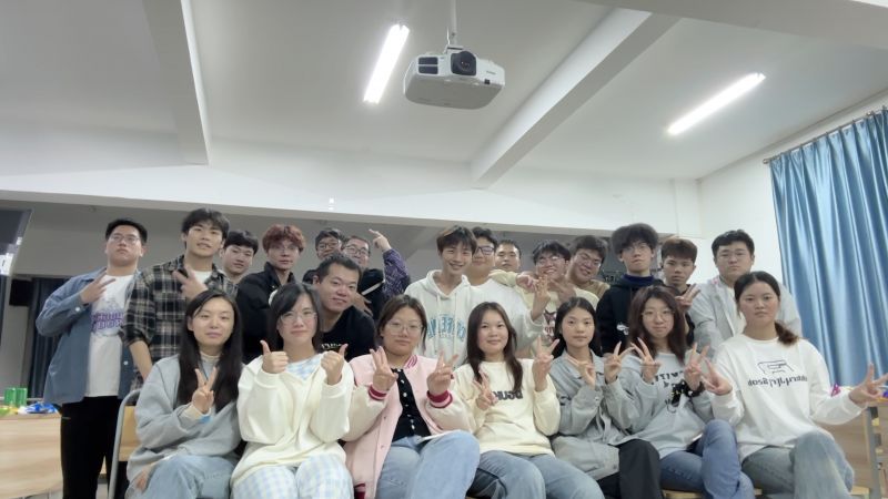 团建活动欢乐落幕，青春风采尽情绽放